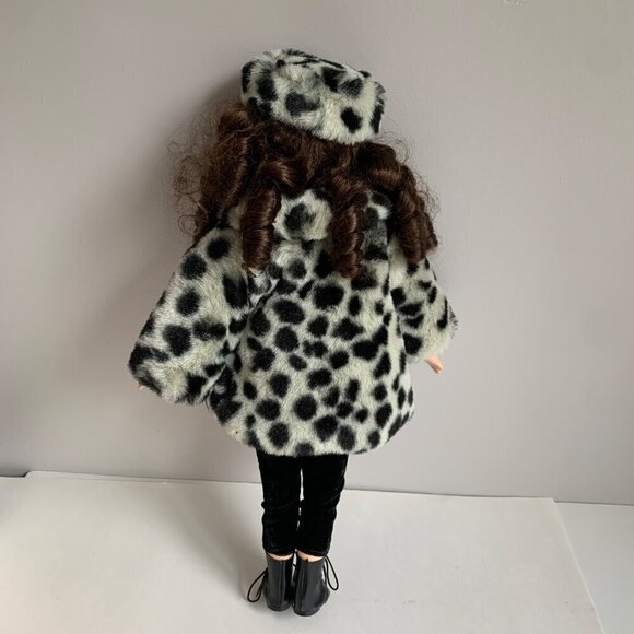 Dan Dee Soft Expressions Porcelain Doll Gray Cheetah Jacket - Picture 5 of 5